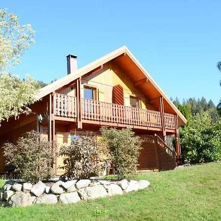 Les Joyeux Randonneurs Chalet *